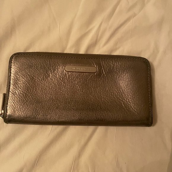 Michael Kors Handbags - Silver/metal leather michael kohrs wallet